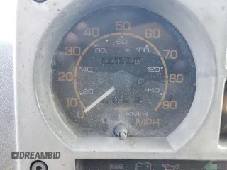 1986 Suzuki Samurai z VIN JS4JC51C8G4114216, wystawiony jako Copart lot #46191465 z przebiegiem 67 177 mil mil oraz Tytuł czysty. Historia ofert i sprzedaży dostępna na DreamBid. Obrazek 9.
