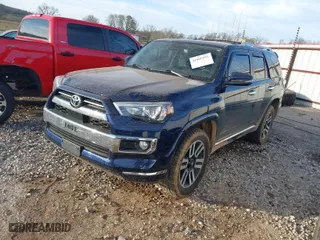 2020 Toyota 4Runner SR5 with VIN JTEBU5JR2L5830456, listed as a IAAI auction lot 41805595 with 52,525 mi miles. Bid and sale history available at carsss.com. Image 2.