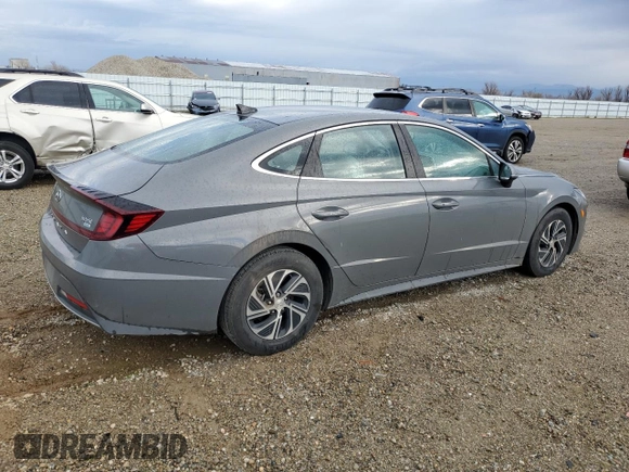 2020 Hyundai Sonata Hybrid Blue with VIN KMHL24JJXLA012298, listed as a Copart auction lot 45607435 with 111,726 mi miles and Salvage Title. Bid and sale history available at carsss.com. Image 3.