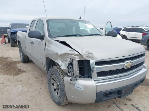2008 Chevrolet Silverado 1500 Work Truck with VIN 1GCEC19C88Z234345, listed as a IAAI auction lot 41641815 with 123,050 mi miles. Bid and sale history available at carsss.com. Image 6.