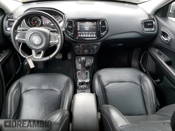 2020 Jeep Compass Limited z VIN 3C4NJDCB4LT216383, wystawiony jako Copart lot #63049845 z przebiegiem 45 712 mil mil oraz Czysty tytuł • Clean title. Historia ofert i sprzedaży dostępna na DreamBid. Obrazek 8.