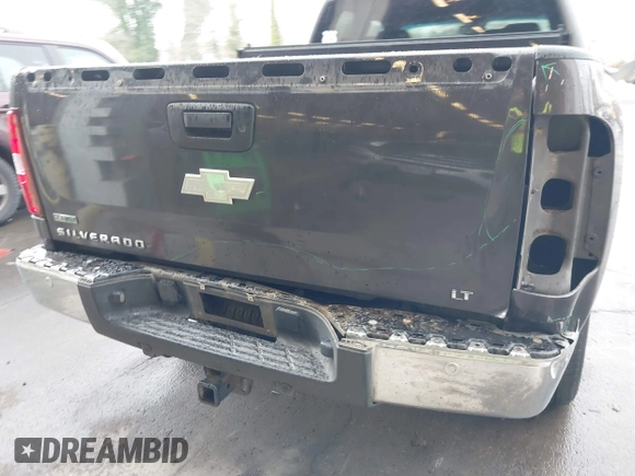 2010 Chevrolet Silverado 1500 LT with VIN 1GCSCSE03AZ202381, listed as a IAAI auction lot 41597602 with 251,154 mi miles and . Bid and sale history available at DreamBid. Image 18.