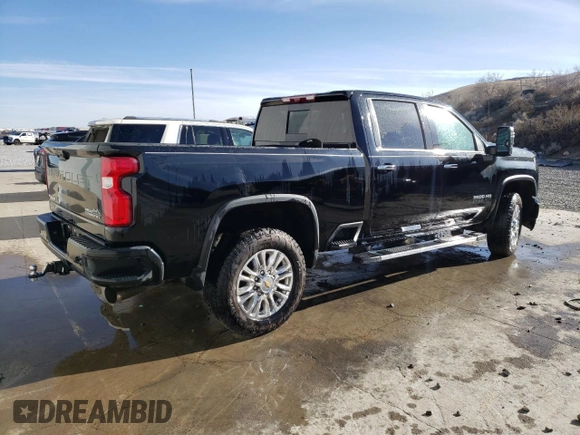 2022 Chevrolet Silverado 3500HD High Country with VIN 2GC4YVEY5N1226357, listed as a Copart auction lot 41872035 with 10,950 mi miles and Clean Title. Bid and sale history available at carsss.com. Image 3.