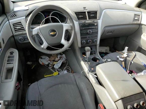 2012 Chevrolet Traverse LS z VIN 1GNKRFED5CJ424437, wystawiony jako Copart lot #52566285 z przebiegiem 155 019 mil mil oraz Szkoda całkowita • Salvage title. Historia ofert i sprzedaży dostępna na DreamBid. Obrazek 8.