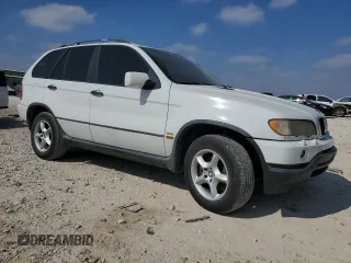 2001 BMW X5 3.0i with VIN WBAFA53511LM78470, listed as a Copart auction lot 44696085 with 275,318 mi miles and Salvage Title. Bid and sale history available at carsss.com. Image 4.