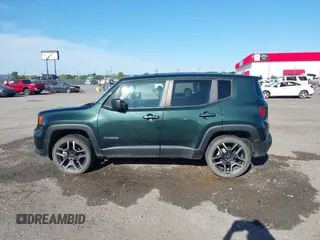 2021 Jeep Renegade Upland with VIN ZACNJDAB6MPM42885, listed as a IAAI auction lot 42013505 with 32,612 mi miles and . Bid and sale history available at DreamBid. Image 14.