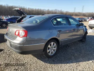 2006 Volkswagen Passat Value Edition z VIN WVWAK73C06P027101, wystawiony jako Copart lot #46810855 z przebiegiem 116 246 mil mil oraz Szkoda całkowita • Salvage title. Historia ofert i sprzedaży dostępna na DreamBid. Obrazek 3.