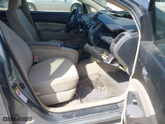 2005 Toyota Prius with VIN JTDKB20U253048963, listed as a IAAI auction lot 42028683 with 144,569 mi miles. Bid and sale history available at carsss.com. Image 5.
