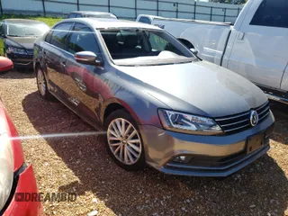 2016 Volkswagen Jetta Sedan 1.8T SEL with VIN 3VWL17AJ5GM205618, listed as a Copart auction lot 50642314 with 99,219 mi miles and Clean Title. Bid and sale history available at carsss.com. Image 1.