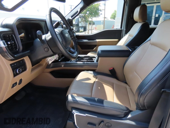2024 Ford F-250 XL with VIN 1FT8W2BN1REC38638, listed as a Copart auction lot 60703005 with 26,146 mi miles and Clean title. Bid and sale history available at DreamBid. Image 9.