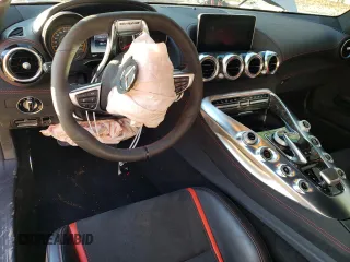 2017 Mercedes-Benz AMG GT S z VIN WDDYJ7JA1HA010371, wystawiony jako Copart lot #70662622 z przebiegiem 18 419 mil mil oraz . Historia ofert i sprzedaży dostępna na DreamBid. Obrazek 8.