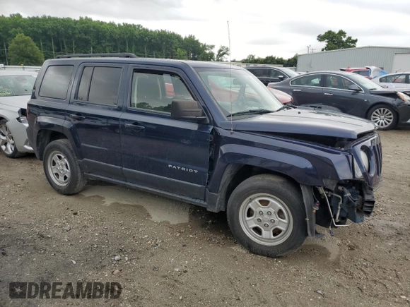 2014 Jeep Patriot Sport with VIN 1C4NJPBB5ED900449, listed as a Copart auction lot 62082334 with Not Provided miles and Salvage Title. Bid and sale history available at carsss.com. Image 4.