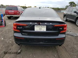 2021 Volvo S60 Momentum with VIN 7JR102FK3MG094687, listed as a Copart auction lot 48361733 with 17,920 mi miles. Bid and sale history available at carsss.com. Image 6.