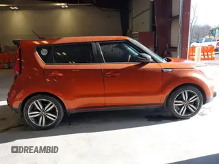2018 Kia Soul ! with VIN KNDJX3AA2J7551936, listed as a IAAI auction lot 41815959 with 149,014 mi miles. Bid and sale history available at carsss.com. Image 13.