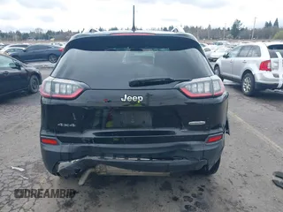 2019 Jeep Cherokee Latitude with VIN 1C4PJMCB3KD351478, listed as a IAAI auction lot 41804228 with 154,559 mi miles. Bid and sale history available at carsss.com. Image 16.