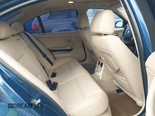 2006 BMW 3 Series 325xi with VIN WBAVD13526KV02817, listed as a IAAI auction lot 41772852 with 160,884 mi miles. Bid and sale history available at carsss.com. Image 8.
