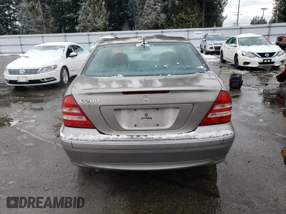 2006 Mercedes-Benz C 280 Luxury with VIN WDBRF54H16F823236, listed as a Copart auction lot 44199675 with 252,563 mi miles and Clean Title. Bid and sale history available at DreamBid. Image 6.
