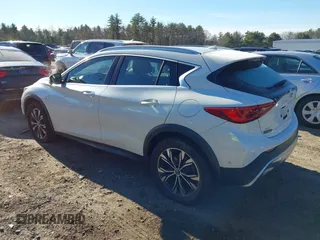 2018 Infiniti QX30 Luxury with VIN SJKCH5CR0JA056820, listed as a IAAI auction lot 40974821 with 71,902 mi miles and . Bid and sale history available at DreamBid. Image 3.