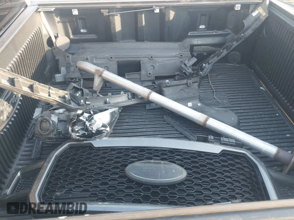 2018 Ford F-150 XL with VIN 1FTEW1E53JFD33161, listed as a IAAI auction lot 41796374 with 64,910 mi miles. Bid and sale history available at carsss.com. Image 12.