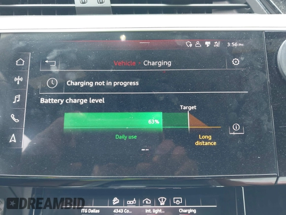 2019 Audi e-tron Prestige with VIN WA1VAAGE7KB005479, listed as a IAAI auction lot 42368177 with 30,736 mi miles and . Bid and sale history available at DreamBid. Image 17.