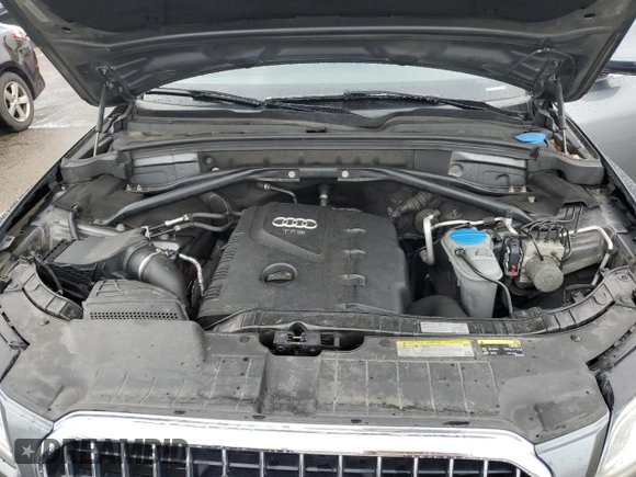 2016 Audi Q5 Premium Plus with VIN WA1L2AFP8GA009111, listed as a Copart auction lot 61988065 with 274,415 mi miles and Clean title. Bid and sale history available at DreamBid. Image 12.
