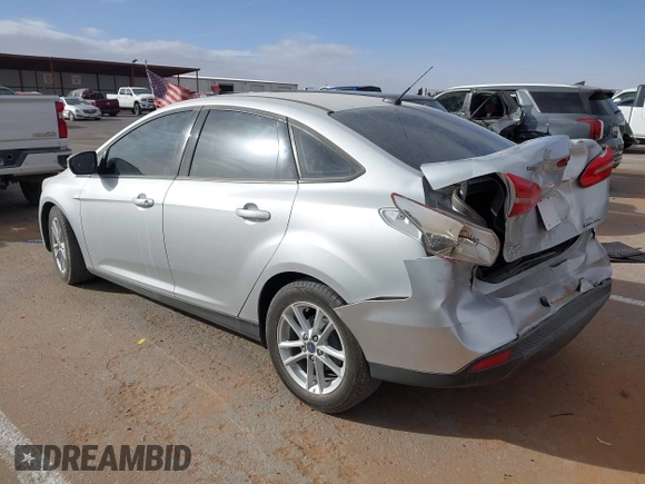 2016 Ford Focus SE with VIN 1FADP3F29GL326918, listed as a IAAI auction lot 41561811 with 44,496 mi miles. Bid and sale history available at carsss.com. Image 3.