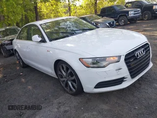 2014 Audi A6 Premium Plus z VIN WAUFGAFC4EN161763, wystawiony jako IAAI lot #42060821 z przebiegiem 105 603 mil mil oraz . Historia ofert i sprzedaży dostępna na DreamBid. Obrazek 1.