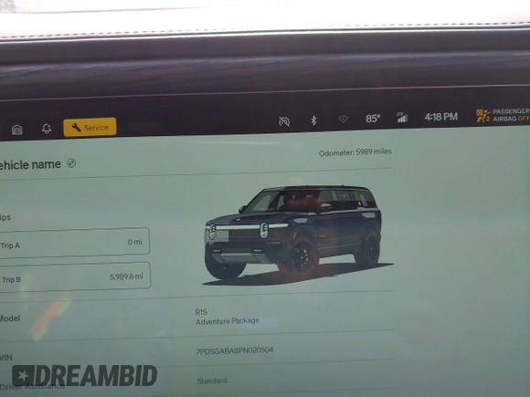 2023 Rivian R1S Adventure z VIN 7PDSGABA8PN020504, wystawiony jako IAAI lot #42025341 z przebiegiem 5989 mil mil oraz . Historia ofert i sprzedaży dostępna na DreamBid. Obrazek 7.