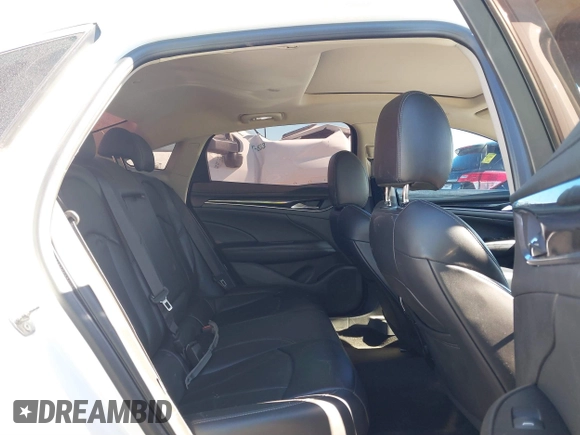 2018 Buick LaCrosse Premium with VIN 1G4ZR5SZ9JU128796, listed as a IAAI auction lot 40879976 with 84,390 mi miles. Bid and sale history available at carsss.com. Image 8.