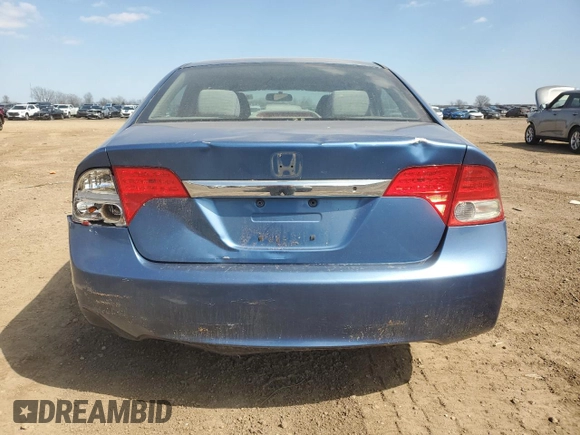 2009 Honda Civic LX z VIN 1HGFA16549L003528, wystawiony jako Copart lot #52545865 z przebiegiem 162 572 mil mil oraz Szkoda całkowita • Salvage title. Historia ofert i sprzedaży dostępna na DreamBid. Obrazek 6.