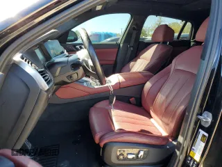 2022 BMW X6 xDrive40i with VIN 5UXCY6C01N9K49185, listed as a Copart auction lot 49020645 with 36,200 mi miles and Salvage Title. Bid and sale history available at carsss.com. Image 7.