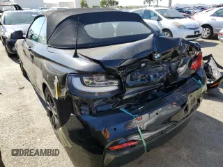 2017 BMW M2 z VIN WBA2L1C53HV666133, wystawiony jako Copart lot #54973604 z przebiegiem 72 899 mil mil oraz Szkoda całkowita • Salvage title. Historia ofert i sprzedaży dostępna na DreamBid. Obrazek 2.