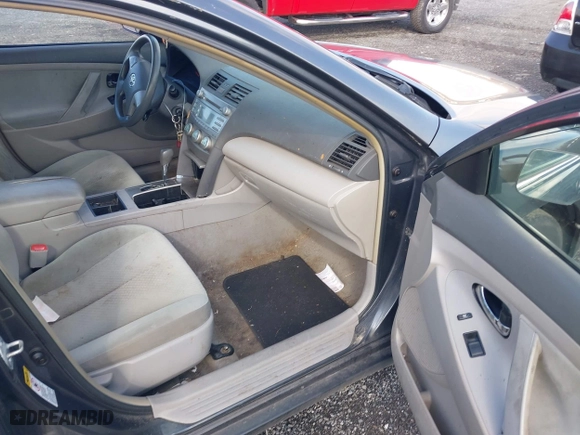 2007 Toyota Camry CE with VIN 4T1BE46K07U521891, listed as a IAAI auction lot 41932327 with 226,856 mi miles. Bid and sale history available at carsss.com. Image 5.