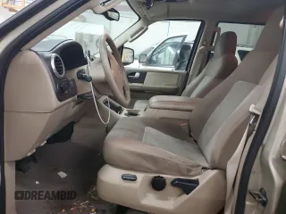 2004 Ford Expedition Special Service with VIN 1FMPU16L14LA46818, listed as a Copart auction lot 87526395 with 123,687 mi miles and Clean Title. Bid and sale history available at carsss.com. Image 7.