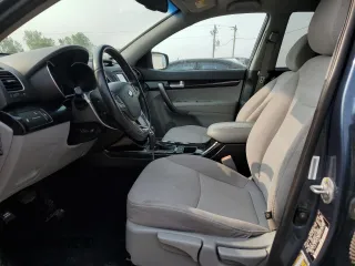 2015 Kia Sorento LX with VIN 5XYKTCA60FG597402, listed as a Copart auction lot 58371025 with 116,637 mi miles and Clean title. Bid and sale history available at DreamBid. Image 7.
