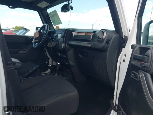 2017 Jeep Wrangler Unlimited Sport with VIN 1C4BJWDG6HL711082, listed as a IAAI auction lot 42036092 with 52,400 mi miles. Bid and sale history available at carsss.com. Image 5.