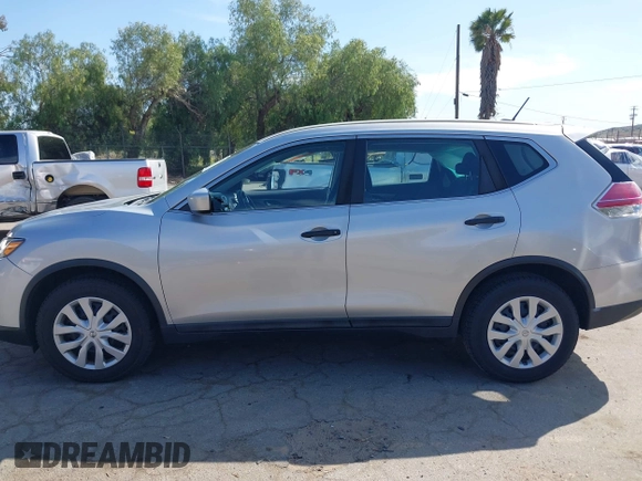 2016 Nissan Rogue SL with VIN 5N1AT2MT9GC753445, listed as a IAAI auction lot 42011924 with 110,663 mi miles and . Bid and sale history available at carsss.com. Image 14.
