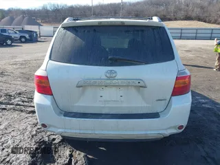 2010 Toyota Highlander Limited with VIN 5TDDK3EH6AS017928, listed as a IAAI auction lot 41614252 with 200,594 mi miles and . Bid and sale history available at DreamBid. Image 16.