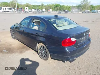 2008 BMW 3 Series 328xi with VIN WBAVC93568KZ73034, listed as a IAAI auction lot 42125812 with 219,019 mi miles and . Bid and sale history available at carsss.com. Image 3.