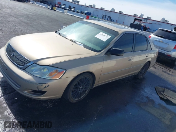2001 Toyota Avalon XL w/Bucket Seats with VIN 4T1BF28BX1U117793, listed as a IAAI auction lot 42165172 with 247,435 mi miles. Bid and sale history available at carsss.com. Image 12.