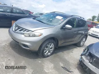 2012 Nissan Murano SL z VIN JN8AZ1MU3CW101990, wystawiony jako IAAI lot #42821851 z przebiegiem 135 585 mil mil oraz . Historia ofert i sprzedaży dostępna na DreamBid. Obrazek 2.