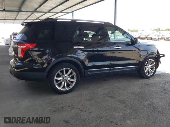 2011 Ford Explorer XLT z VIN 1FMHK8D8XBGA94230, wystawiony jako Copart lot #59991785 z przebiegiem 175 487 mil mil oraz Szkoda całkowita • Salvage title. Historia ofert i sprzedaży dostępna na DreamBid. Obrazek 3.