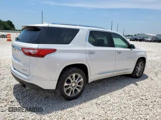 2019 Chevrolet Traverse Premier z VIN 1GNERKKW1KJ254538, wystawiony jako Copart lot #55424455 z przebiegiem 96 677 mil mil oraz Czysty tytuł • Clean title. Historia ofert i sprzedaży dostępna na DreamBid. Obrazek 3.