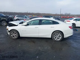 2019 Chevrolet Malibu LT with VIN 1G1ZD5ST7KF110021, listed as a IAAI auction lot 41479204 with 96,146 mi miles. Bid and sale history available at carsss.com. Image 15.