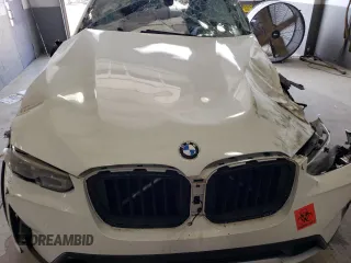 2024 BMW X3 xDrive30i z VIN 5UX53DP03R9U60593, wystawiony jako Copart lot #59640094 z przebiegiem Nie podano mil oraz Szkody całkowita. Historia ofert i sprzedaży dostępna na DreamBid. Obrazek 12.