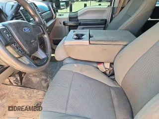 2018 Ford F-250 XL with VIN 1FT7W2BT1JEB88967, listed as a IAAI auction lot 42743495 with 215,105 mi miles and . Bid and sale history available at DreamBid. Image 13.