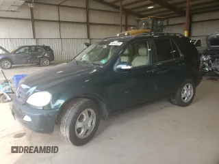 2004 Mercedes-Benz M 350 with VIN 4JGAB57E94A483108, listed as a Copart auction lot 79882943 with 238,958 mi miles and Salvage title. Bid and sale history available at DreamBid. Image 1.