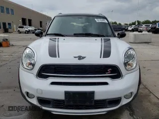 2015 MINI Countryman S with VIN WMWZC5C58FWP46931, listed as a Copart auction lot 59183495 with 105,731 mi miles and Salvage title. Bid and sale history available at DreamBid. Image 5.
