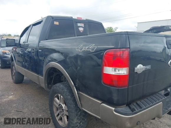 2006 Ford F-150 XLT with VIN 1FTPW14V76KD95056, listed as a IAAI auction lot 41929427 with 225,030 mi miles. Bid and sale history available at carsss.com. Image 3.