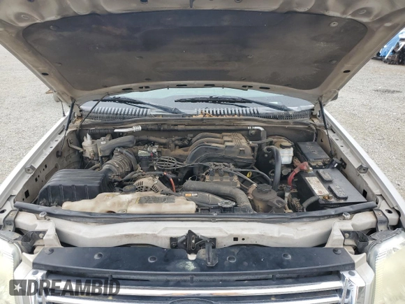 2008 Ford Explorer XLT z VIN 1FMEU63E88UA86923, wystawiony jako Copart lot #59770935 z przebiegiem 140 213 mil mil oraz Szkoda całkowita • Salvage title. Historia ofert i sprzedaży dostępna na DreamBid. Obrazek 12.